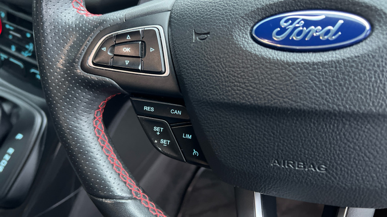 Ford Kuga 1.5 EcoBoost ST-Line 5dr Auto 2WD Petrol Estate